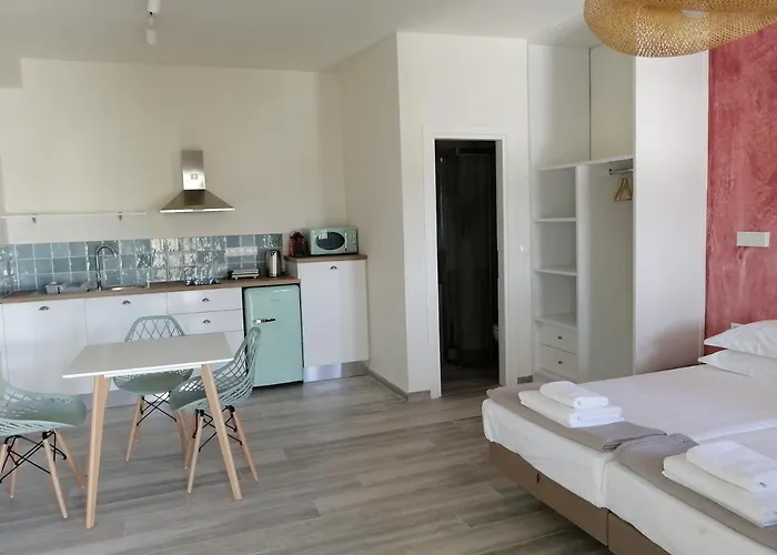 Nena - Апартаменты *